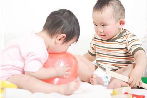 是什么原因导致孩子患上多动症的